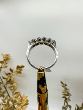 0.80 ct Pırlanta Beştaş Yüzük
