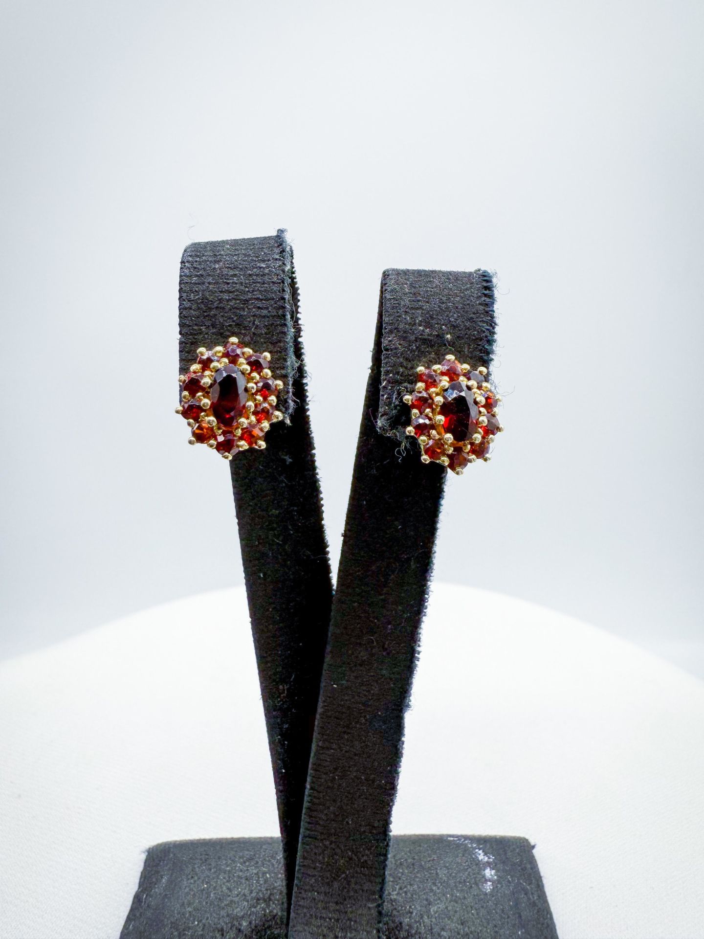 Garnet Küpe