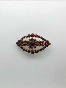 Garnet Broş