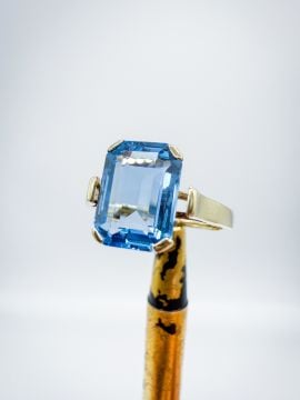 Blue Topaz Yüzük