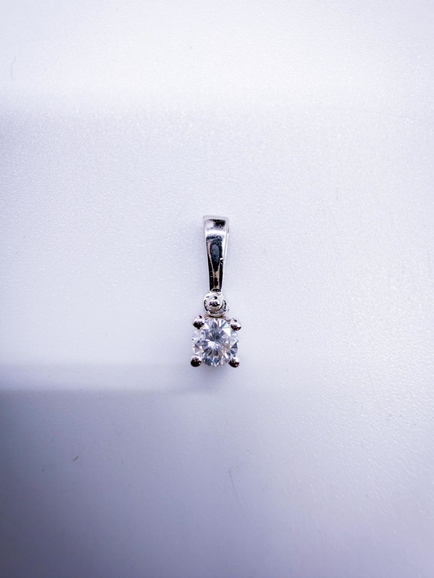 0.07ct Pırlanta Tektaş Kolye Ucu