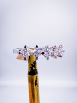 0.51ct Pırlanta Beştaş Yüzük