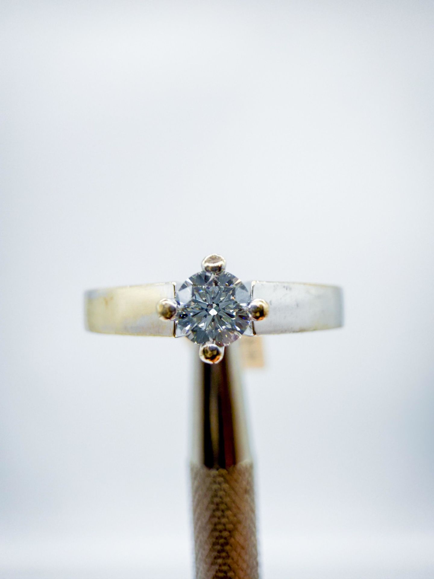 0.19 ct Pırlanta Tektaş Yüzük