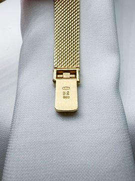 Movado Saat