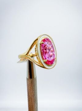 Oval Pink Safir Yüzük