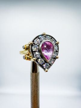 Pırlantalı Pembe Safir Yüzük