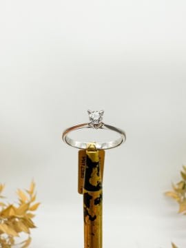0.15 ct Pırlanta Tektaş Yüzük