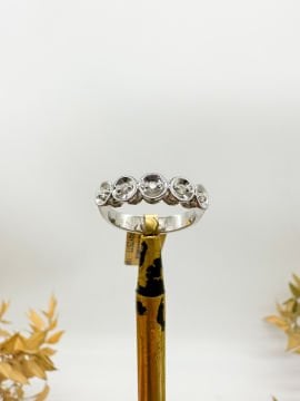 0.12 ct Beştaş Yüzük