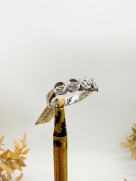 0.12 ct Beştaş Yüzük