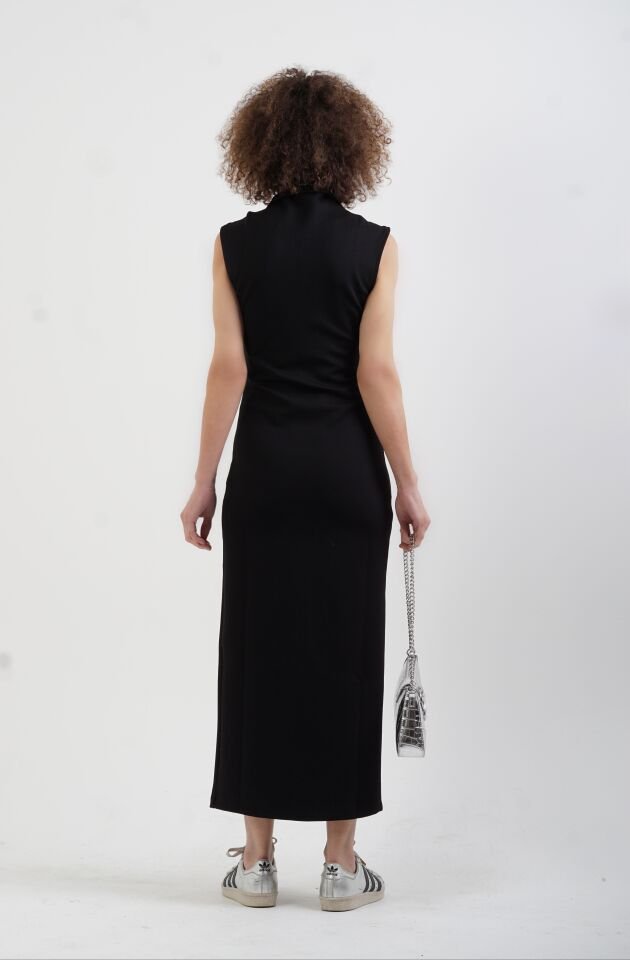 Siyah Madrid Fermuarlı Maxi Elbise