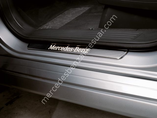 Mercedes Benz Işıklı Basamak Seti Ön