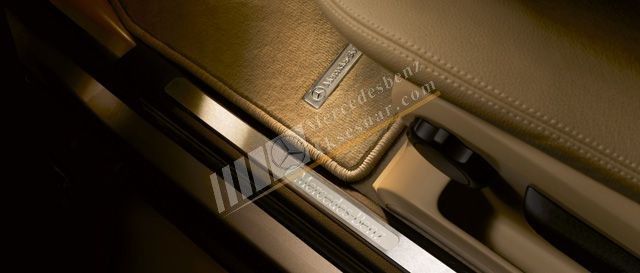 Mercedes Benz Krom Kapı Eşik Kaplaması 2 parça Ön Set