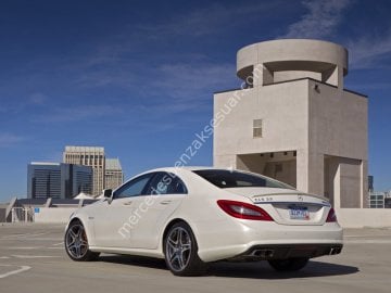 CLS 63 AMG ARKA TAMPON