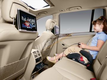 Mercedes Benz Arka Eğlence Paketi