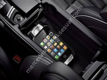 Mercedes Benz Apple iPhone 4 İçin Cep Telefonu Tutucusu