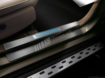 Mercedes Benz Işıklı Basamak