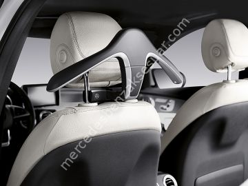 Mercedes Benz Başlık Elbise Askısı