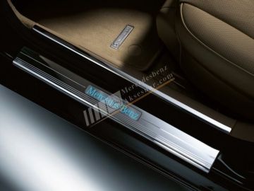Mercedes Benz Işıklı Krom Eşik Kaplaması 2 Kapı