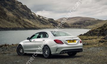 C63 AMG Arka Görünüm