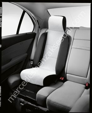 Mercedes Benz Entegre Çocuk Koltuğu