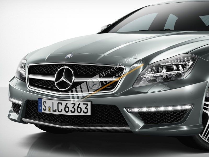 CLS 63 ÖN TAMPON KARBON SPOILER