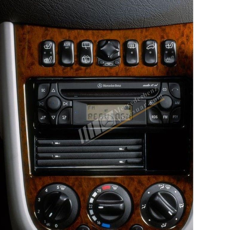 mercedes benz audio 10 cd wait