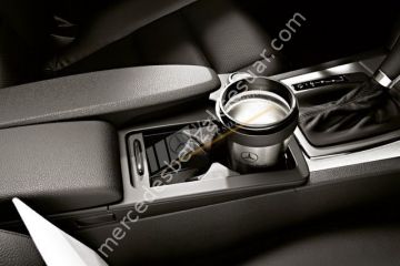 Mercedes Benz Orta Konsul Bardaklık
