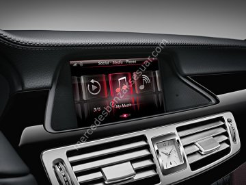 Mercedes Benz iPhone Kit