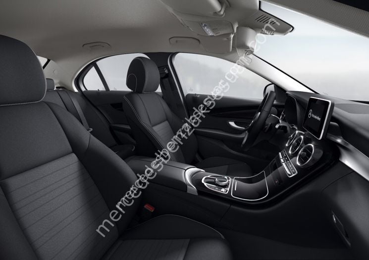 Mercedes Benz Piano Black ahşap kaplama