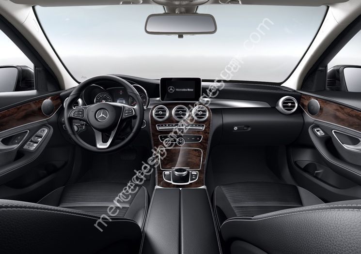 Mercedes Benz Ceviz Ağacı Ahşap Kaplama