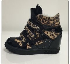 Gizli Topuk Sneakers