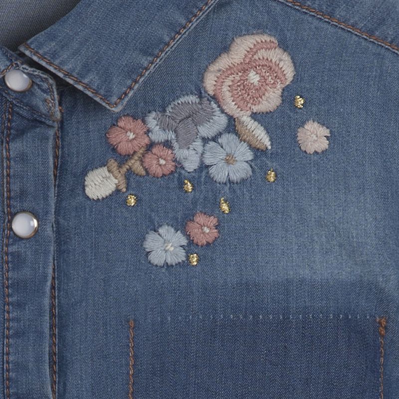 İŞLEMELİ DENIM GÖMLEK