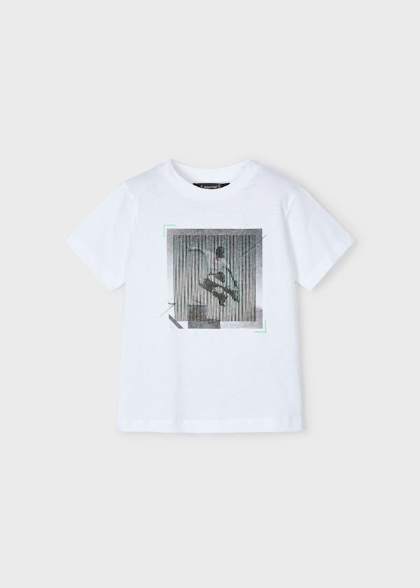 ÜÇ BOYUTLU T-SHIRT