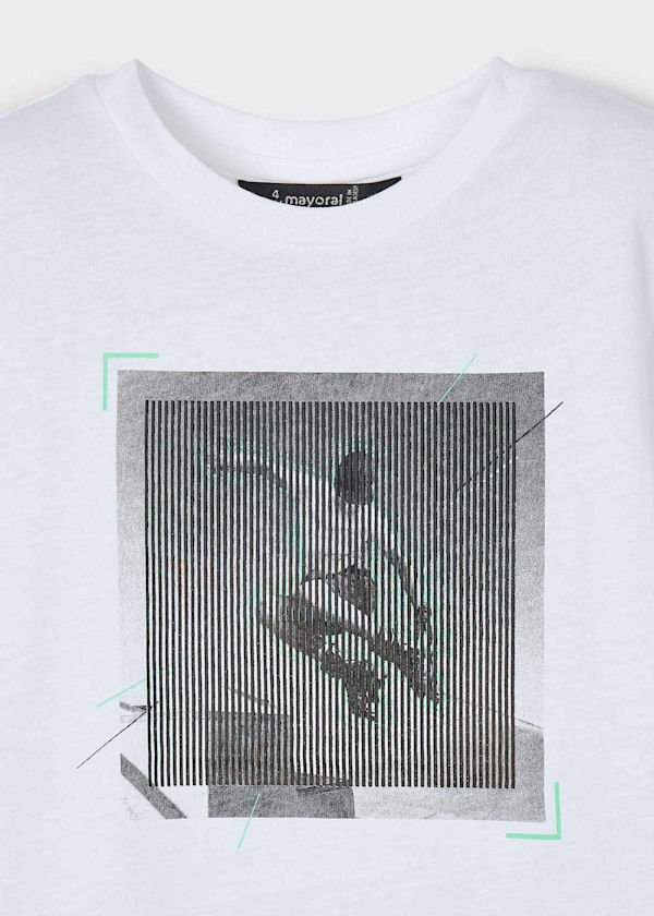ÜÇ BOYUTLU T-SHIRT