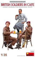 MiniArt Kafedeki İngiliz Askerler