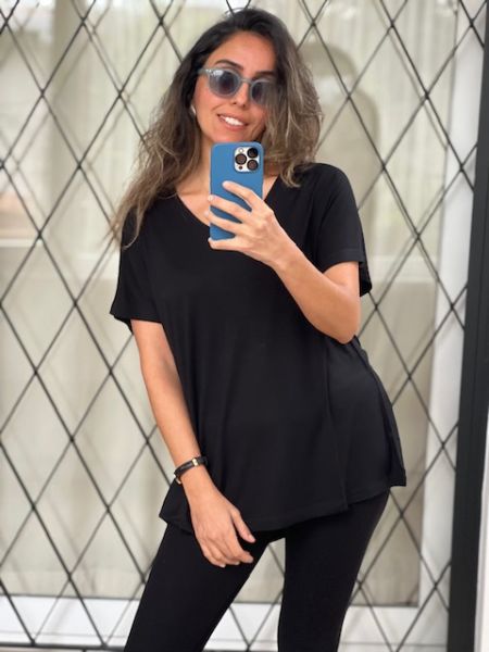 V Yaka Siyah Renk Sinu Tshirt