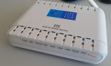 ZTE ZXV10 W300 Kablosuz 4 portlu ADSL2+ 802.11b/g/n Modem