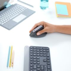 LOGITECH MX VERTICAL GELİŞMİŞ ERGONOMİK DİKEY MOUSE-SİYAH 910-005448