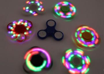 STRES ÇARKI IŞIKLI Hand Spinner Rulmanlı Denge Çark Anti-Stress Çarkı
