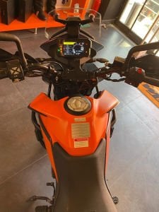 2. El Ktm 390 Adventure 2021