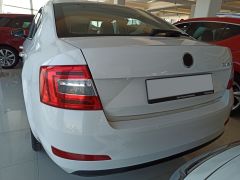 SKODA OCTAVIA 2015-2019 BAGAJ ÇITASI KROM