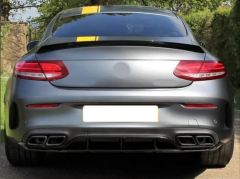 Mercedes w205 coupe amg arka difüzör ve egzoz ucu seti siyah