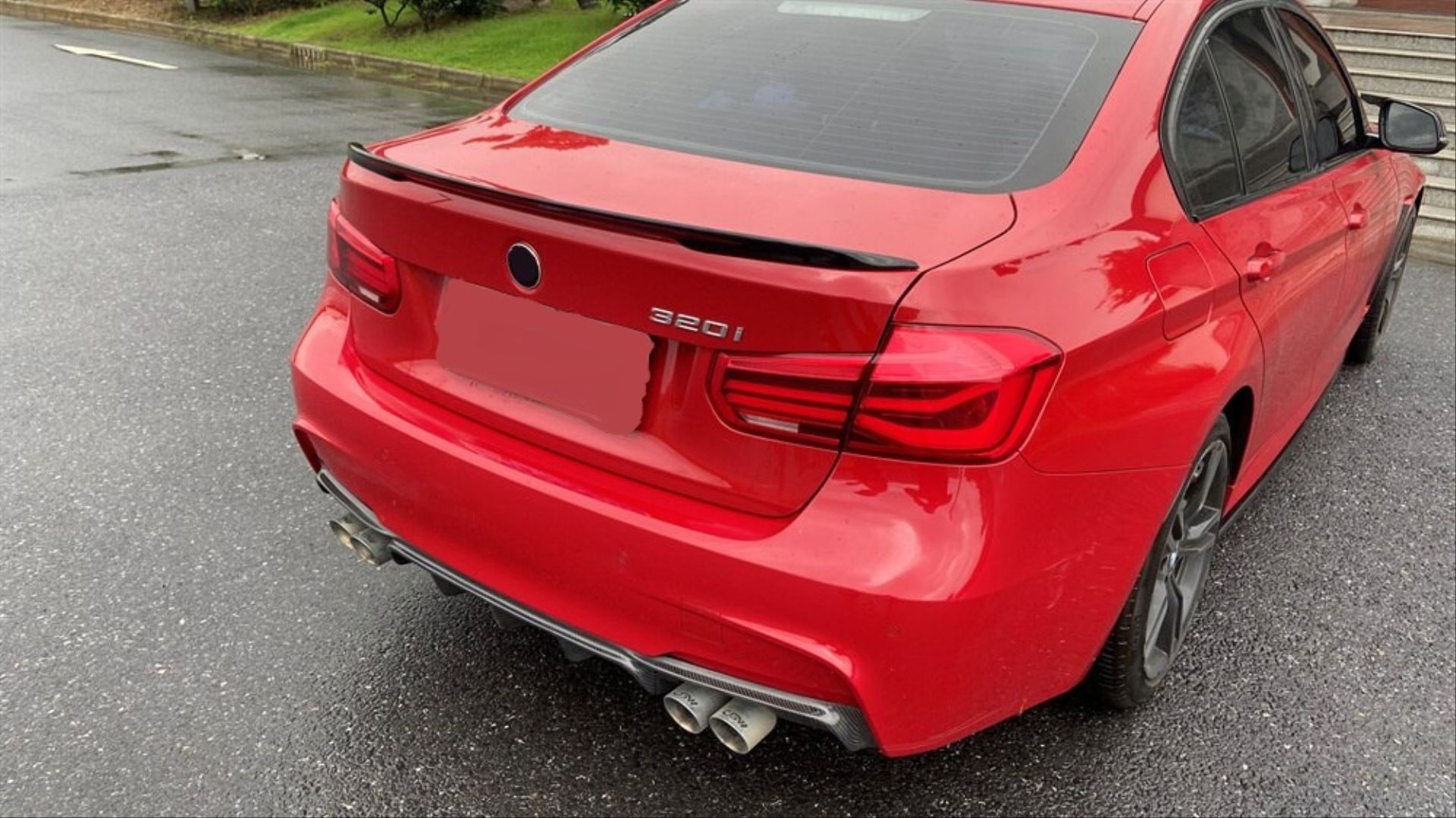 Bmw f30 m performance bagaj üstü spoiler pianoblack