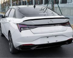 Hyundai elantra spoiler pianoblack  2021+