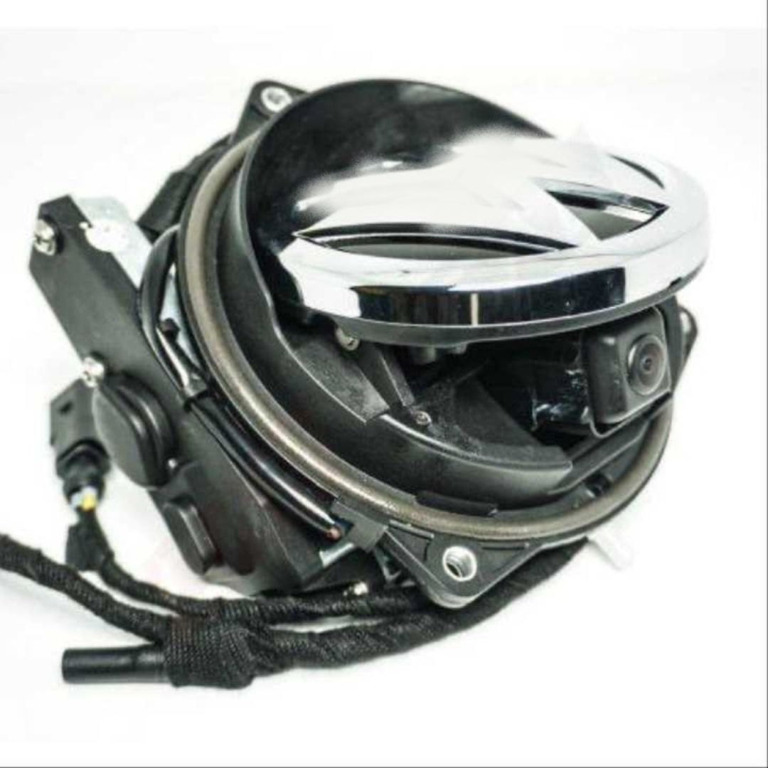 Vw golf 7 logolu arka kamera direksiyon ve çizgili