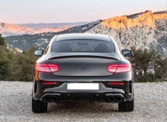 Mercedes w205 coupe c43 difüzör ve egzoz ucu seti siyah