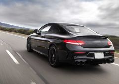 Mercedes w205 coupe c43 difüzör ve egzoz ucu seti siyah
