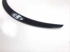 Mercedes glc coupe bagaj üstü spoiler pianoblack