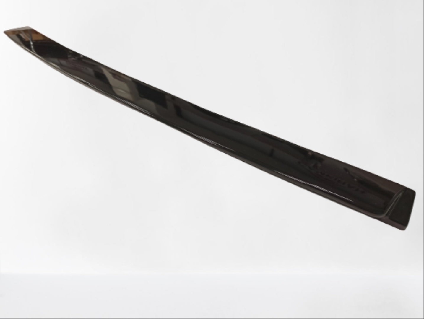 Bmw e60 cam üstü spoiler pianoblack 2003-2010