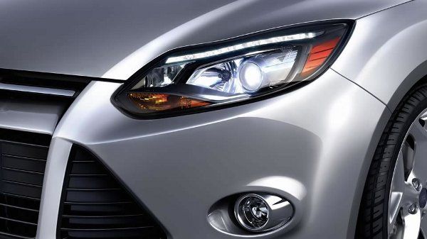 Ford focus 3 sis lambası farı sağ sol takım krom çerçeveli 2012+